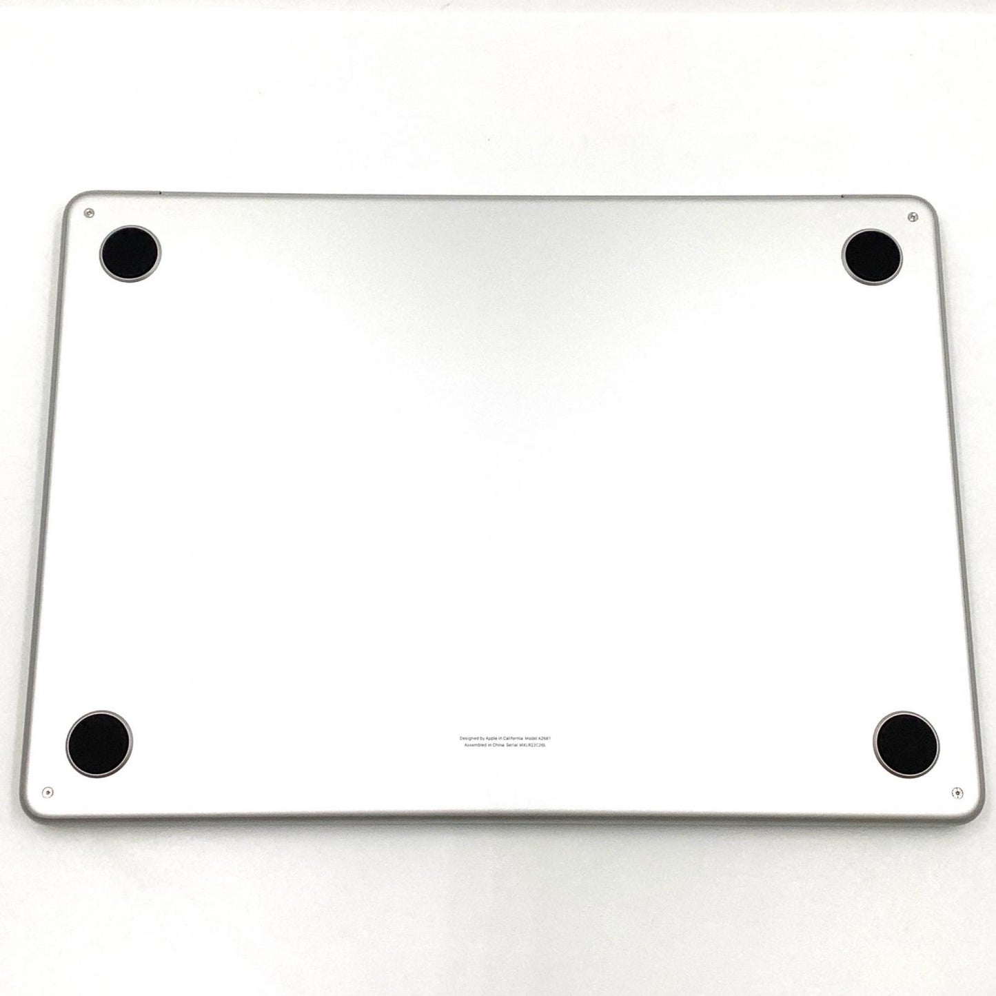 【全額返金保証】【最速発送】Apple MacBook Air 13.6インチ 2022 Apple M2 8GB SSD 256GB シルバー 90% 美品 動作確認済