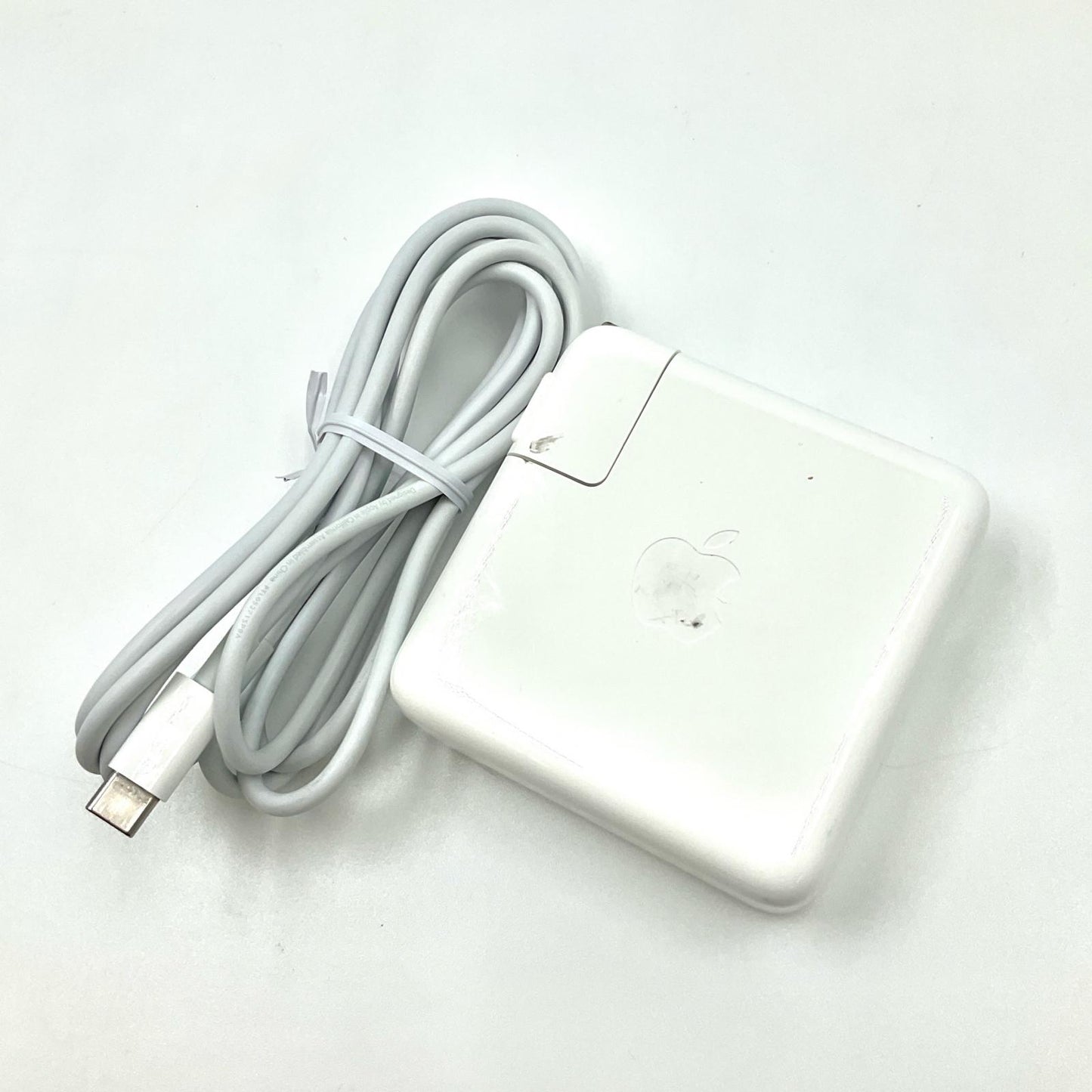 【全額返金保証】【最速発送】Apple MacBook Pro 13.3インチ 2020 Apple M1 16GB SSD 512GB スペースグレイ 91% 美品 動作確認済