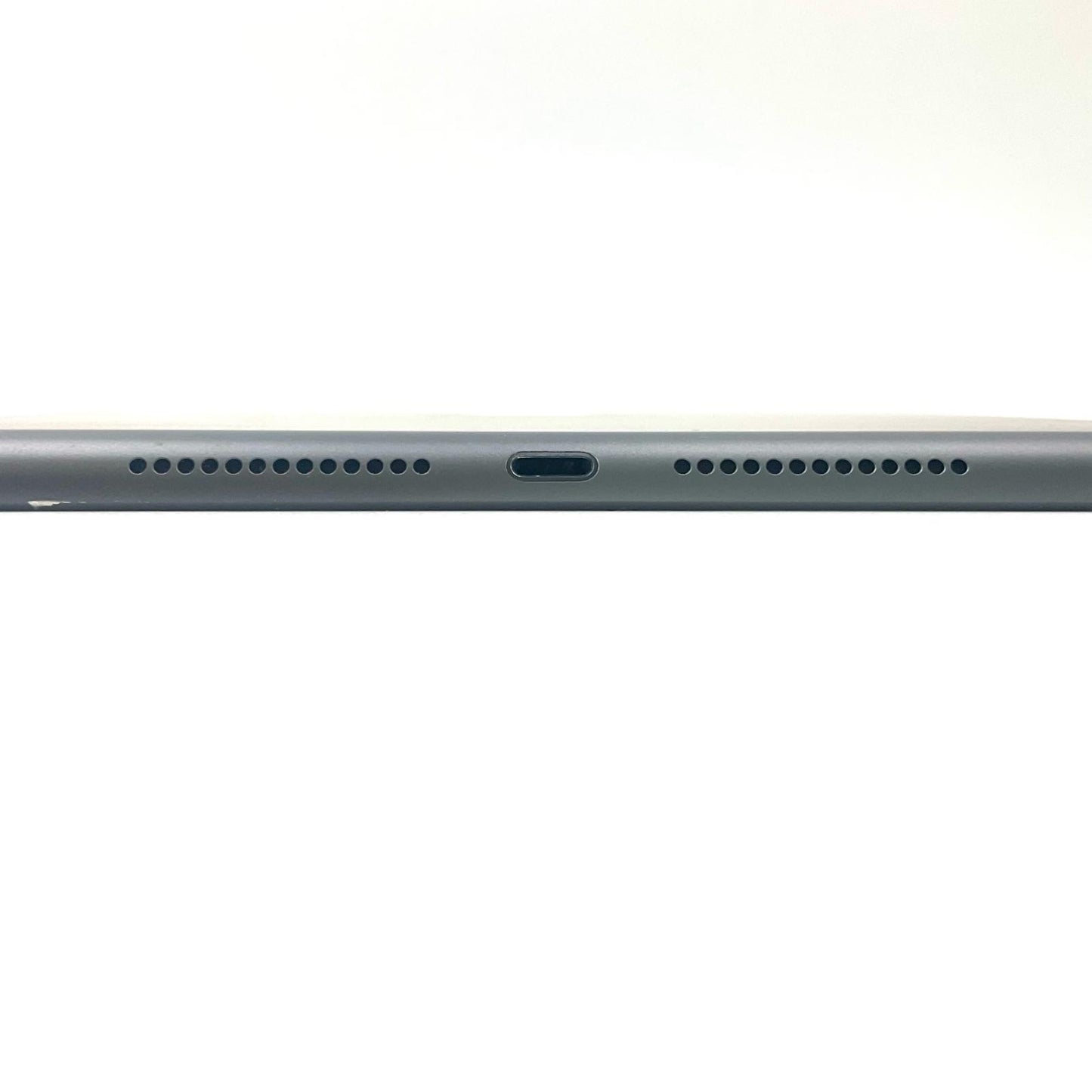 【全額返金保証】【最速発送】Apple iPad iPad 10.2インチ 第7世代 32GB スペースグレイ WiFi+Cellular docomo 白ロム 動作確認済