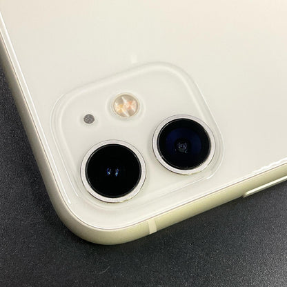【全額返金保証】【最速発送】Apple iPhone iPhone 11 256GB ホワイト au 白ロム 動作確認済 75%