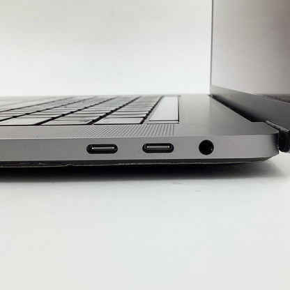 【全額返金保証】【最速発送】Apple MacBook Pro 16インチ 2019 2.3 GHz 8コア Intel Core i9 32GB SSD 2TB スペースグレイ 81.3% 動作確認済