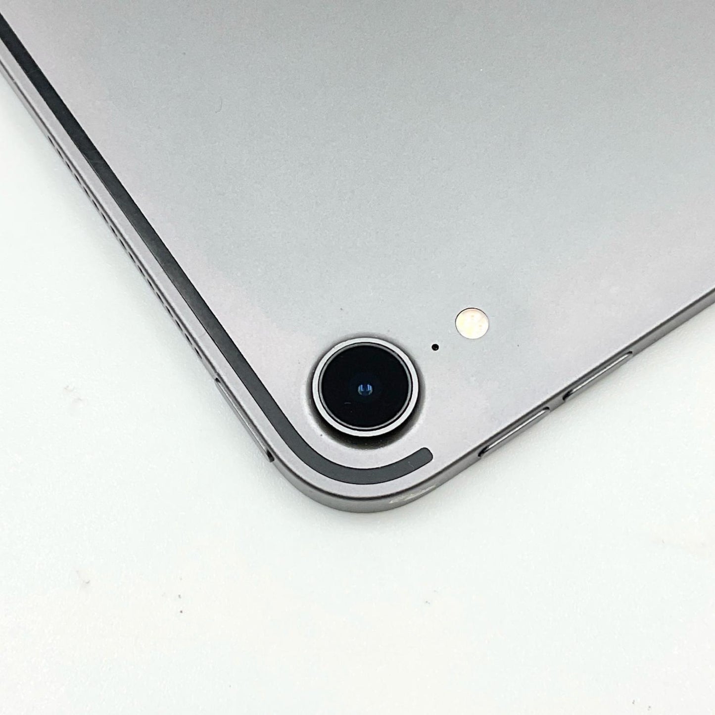 【全額返金保証】【最速発送】Apple iPad Pro 12.9インチ 第3世代 512GB スペースグレイ Wi-Fi 動作確認済