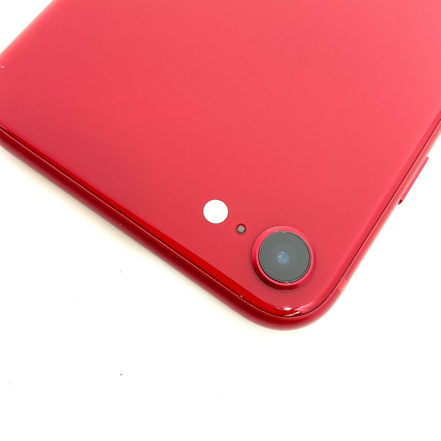 【全額返金保証】【最速発送】Apple iPhone iPhone SE（第3世代） 64GB (PRODUCT)RED au 白ロム 美品 動作確認済 86%
