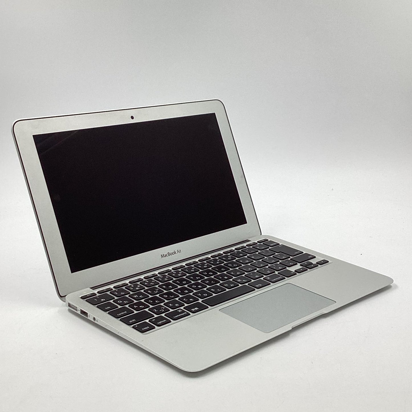 【全額返金保証】【最速発送】Apple MacBook Air 11インチ 2015 1.6GHz デュアルコア Intel Core i5 4GB SSD 128GB シルバー 動作確認済