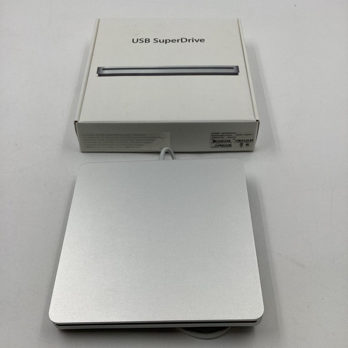 【全額返金保証】【最速発送】Apple MacBook Air 11インチ 2015 1.6GHz デュアルコア Intel Core i5 4GB SSD 128GB シルバー 動作確認済