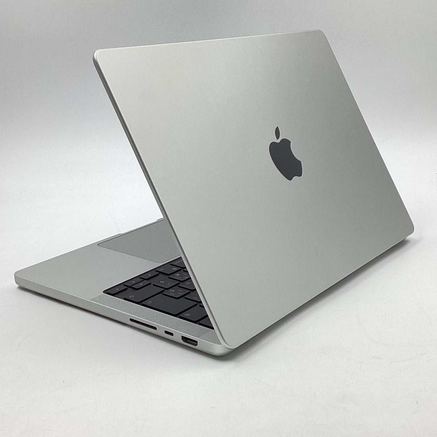 【全額返金保証】【最速発送】Apple MacBook Pro 14インチ 2023 Apple M2 Pro 16GB SSD 512GB シルバー 94% 美品 動作確認済
