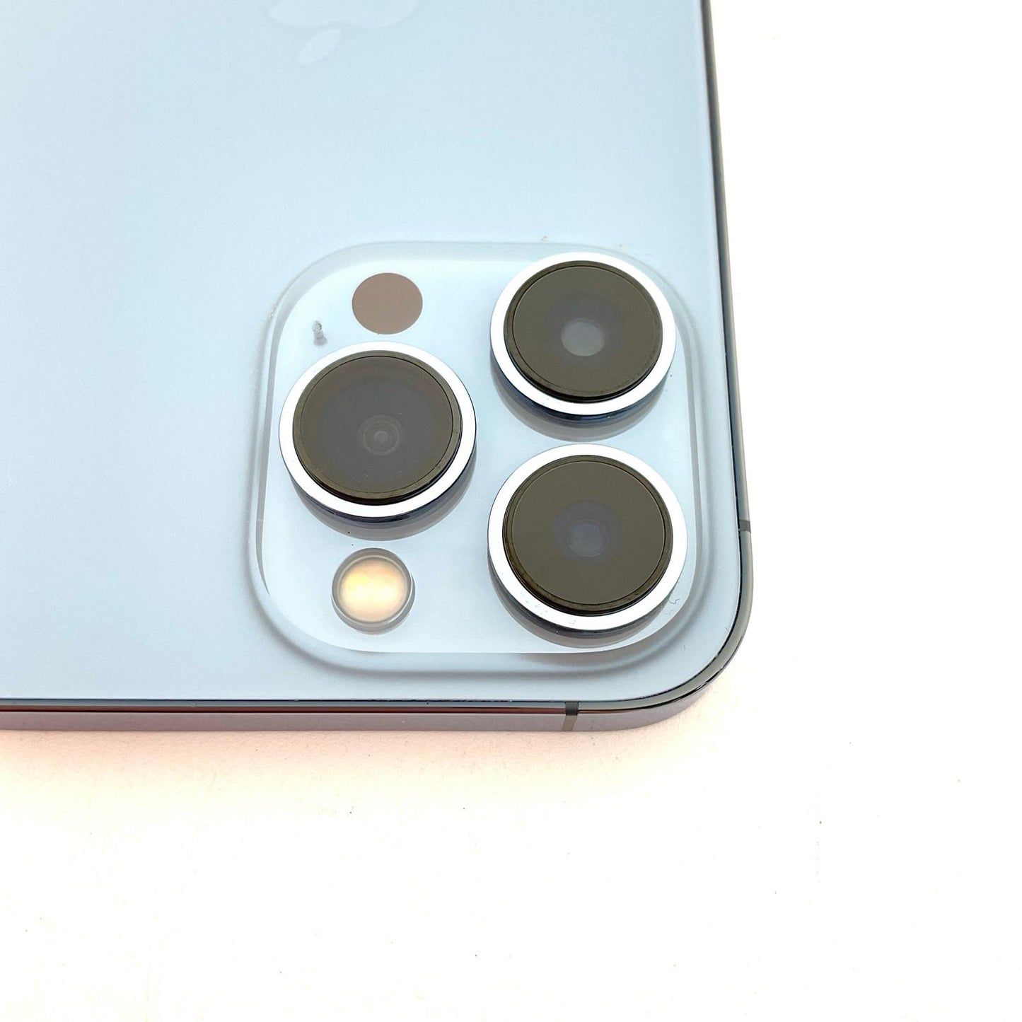 【全額返金保証】【最速発送】Apple iPhone iPhone Pro 13 Pro 1TB シエラブルー docomo 動作確認済 79%