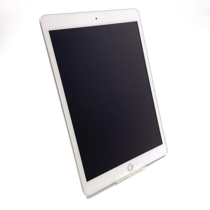 【全額返金保証】【最速発送】Apple iPad iPad 10.2インチ 第8世代 128GB シルバー Wi-Fi 動作確認済