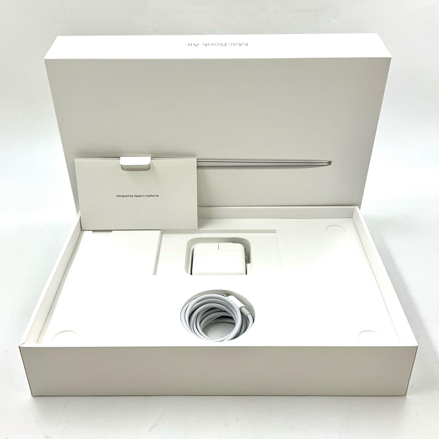 【全額返金保証】【最速発送】Apple MacBook Air 13.3インチ 2020 Apple M1 8GB SSD 256GB シルバー 87% 動作確認済