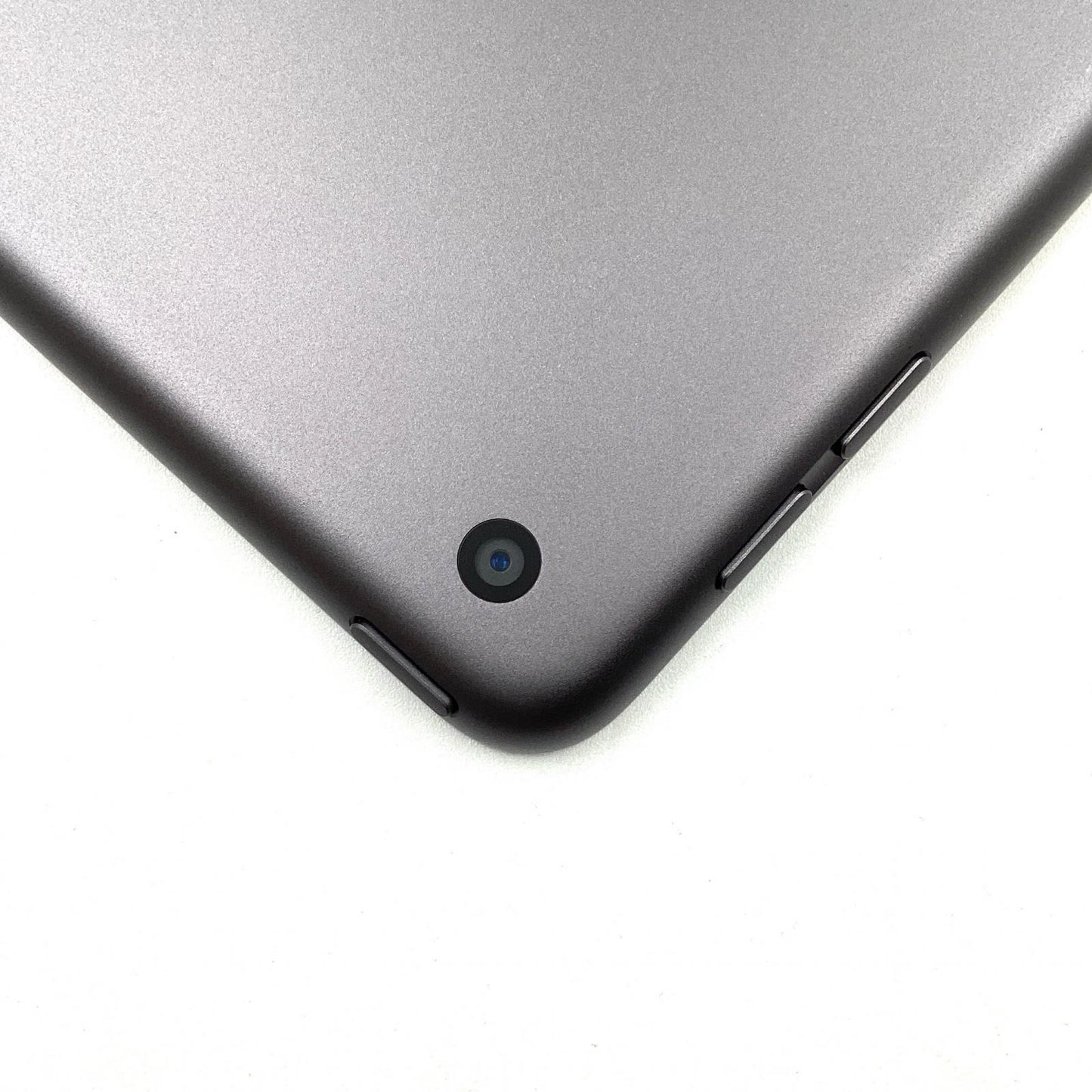 【全額返金保証】【最速発送】Apple iPad iPad 10.2インチ 第9世代 64GB スペースグレイ Wi-Fi 美品 動作確認済