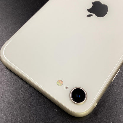 【全額返金保証】【最速発送】Apple iPhone iPhone SE（第3世代） 128GB スターライト au 白ロム 美品 動作確認済 85%