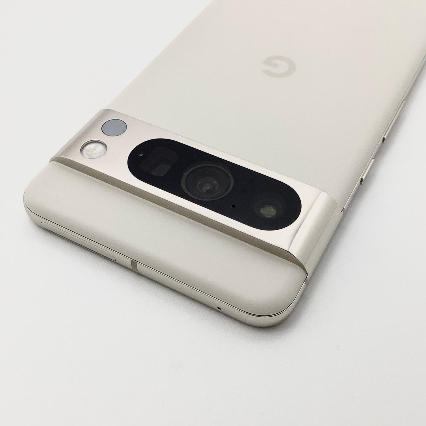 【全額返金保証】【最速発送】Google Pixel 8 Pro 256GB Porcelain SIMフリー GE9DP 美品 動作確認済