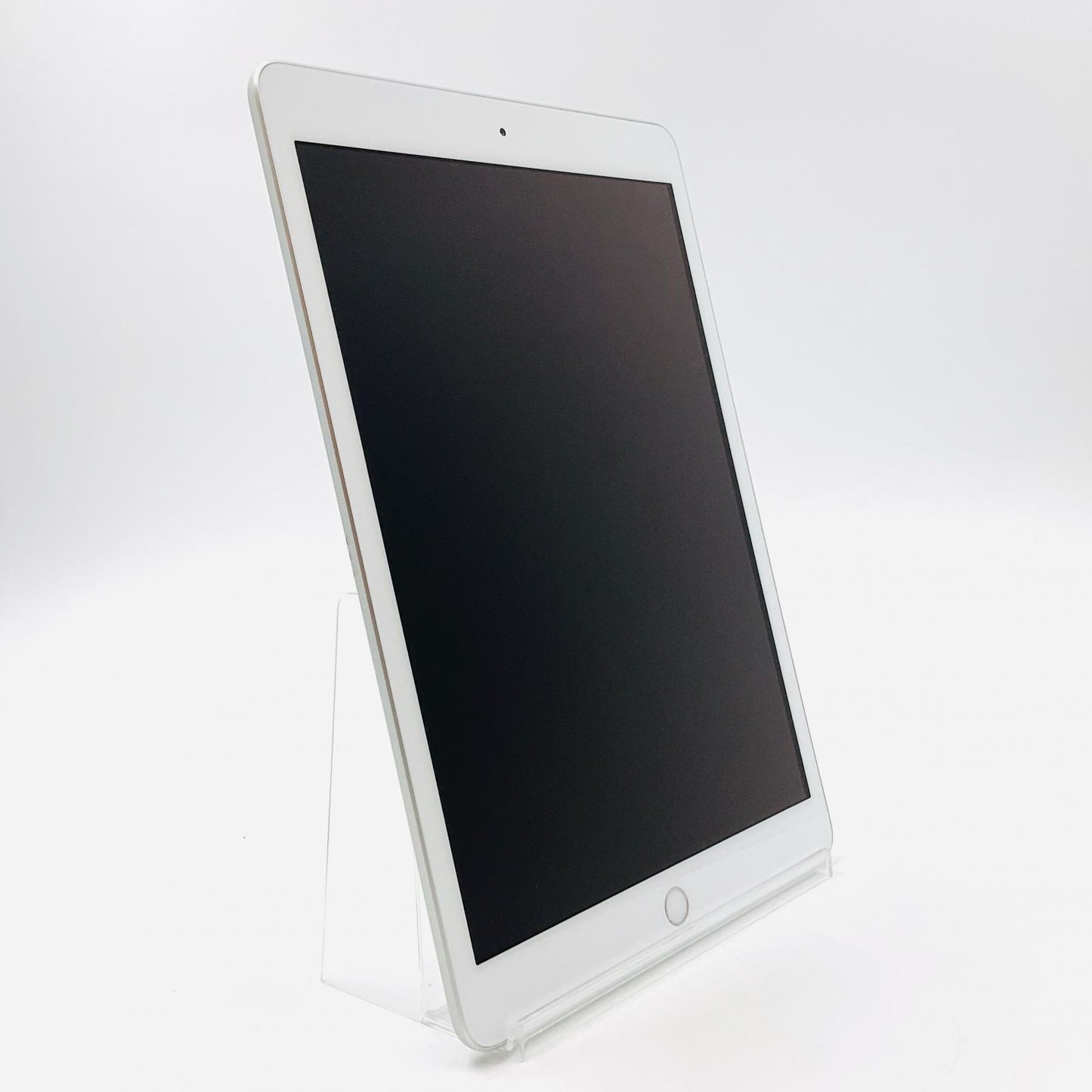 【全額返金保証】【最速発送】Apple iPad iPad 第8世代 32GB シルバー Wi-Fi 動作確認済