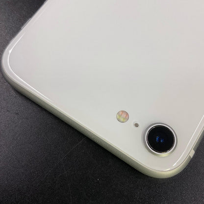 【全額返金保証】【最速発送】Apple iPhone iPhone SE（第2世代） 256GB ホワイト SIMフリー 動作確認済 79%