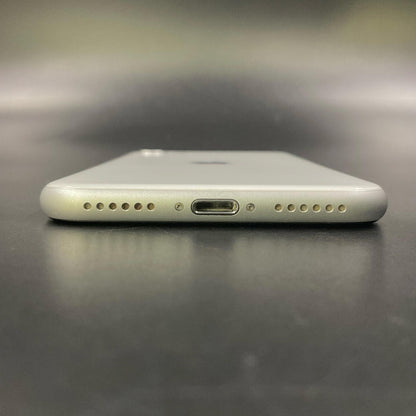 【全額返金保証】【最速発送】Apple iPhone iPhone SE（第2世代） 256GB ホワイト SIMフリー 動作確認済 79%