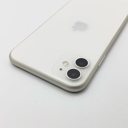 【全額返金保証】【最速発送】Apple iPhone iPhone 11 64GB ホワイト docomo 白ロム 動作確認済 76%