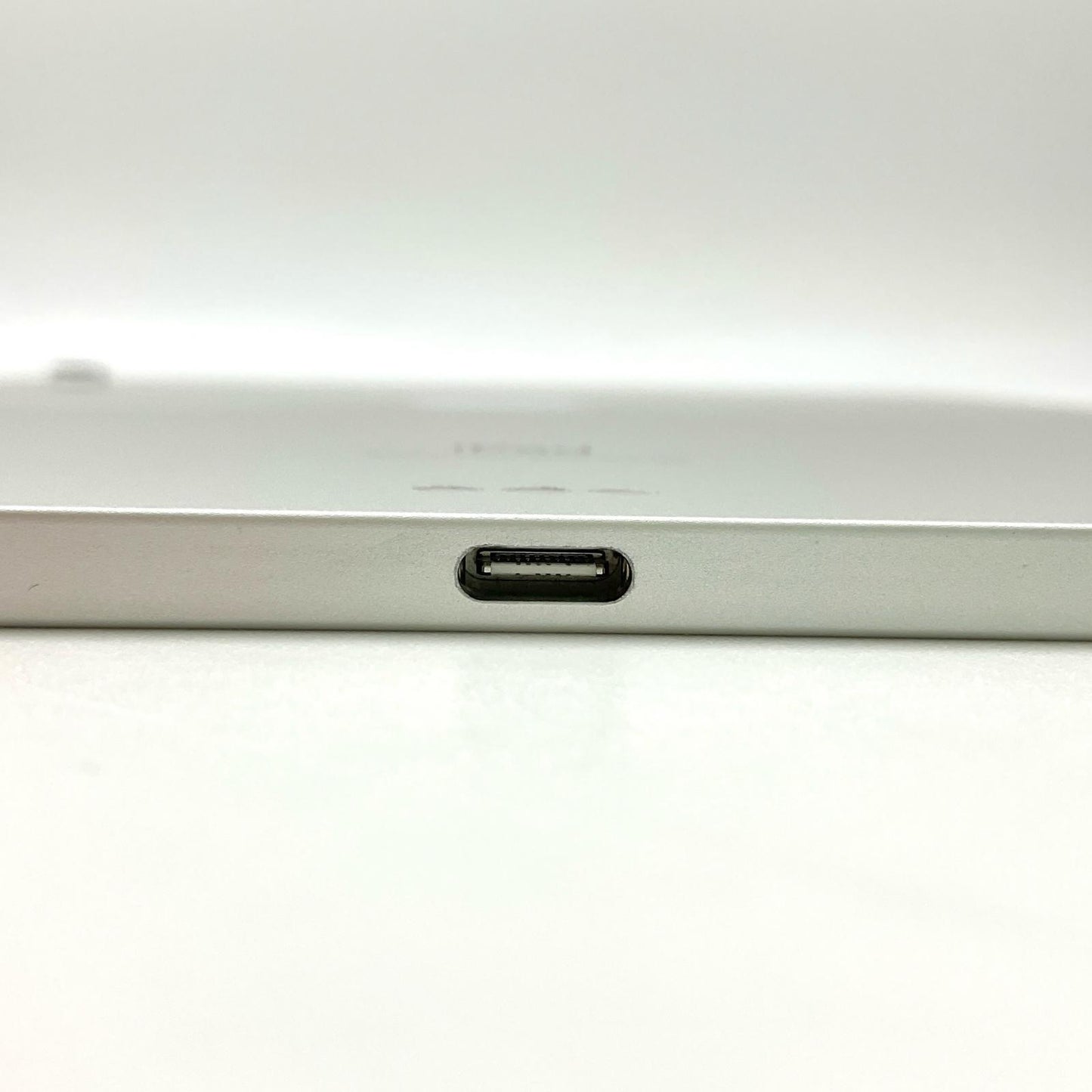 【全額返金保証】【最速発送】Apple iPad Pro 12.9インチ 第3世代 512GB シルバー Wi-Fi 美品 動作確認済