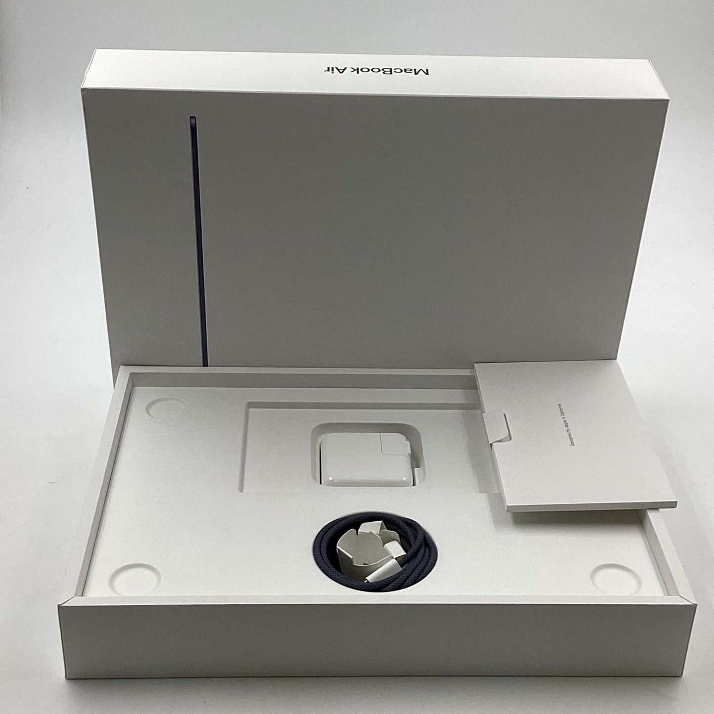 【全額返金保証】【最速発送】Apple MacBook Air Air 13インチ 2024 Apple M3 16GB SSD 256GB ミッドナイト 100% 超美品 動作確認済