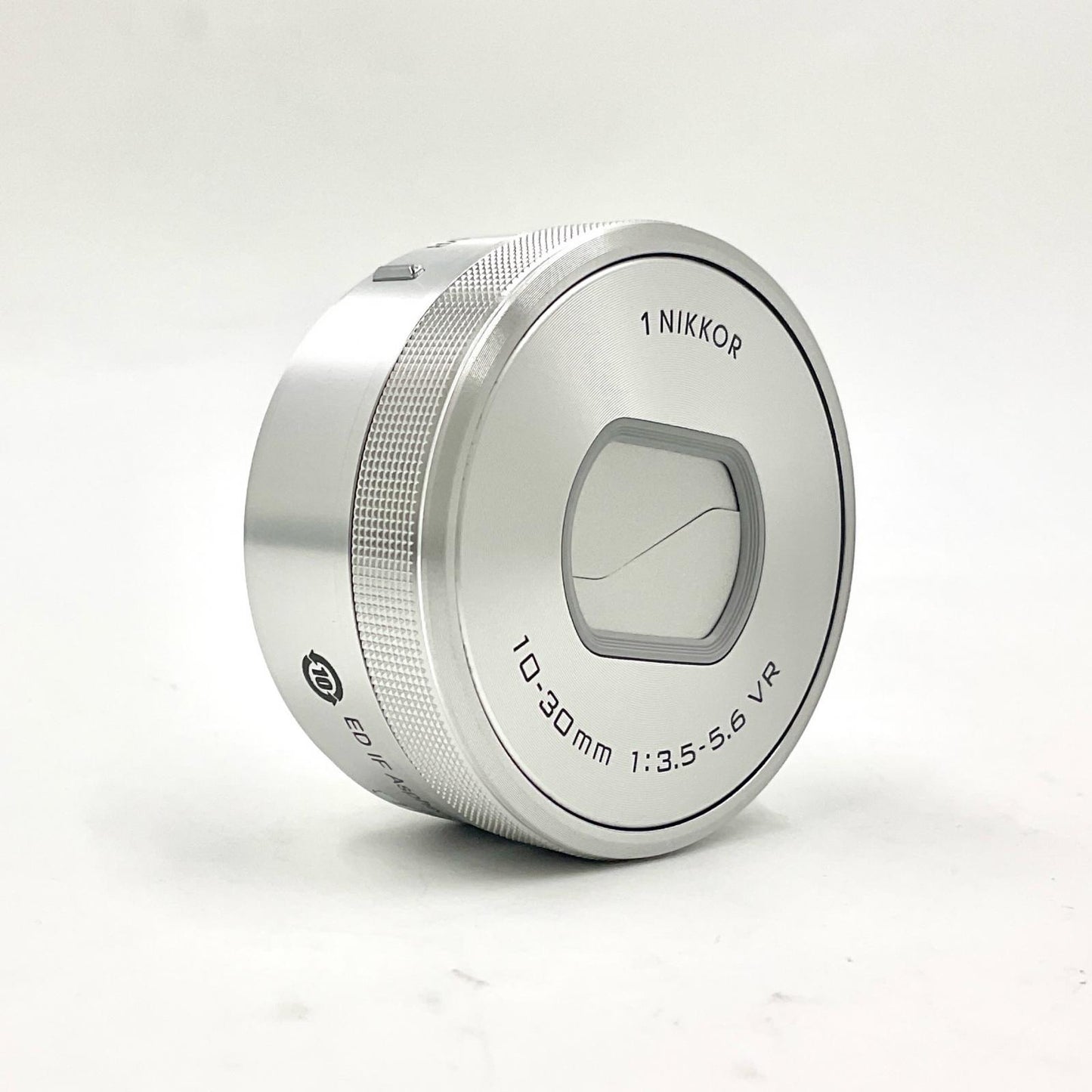【全額返金保証】【最速発送】Nikon 1 NIKKOR VR 10-30mm f/3.5-5.6 PD-ZOOM シルバー 美品 動作確認済
