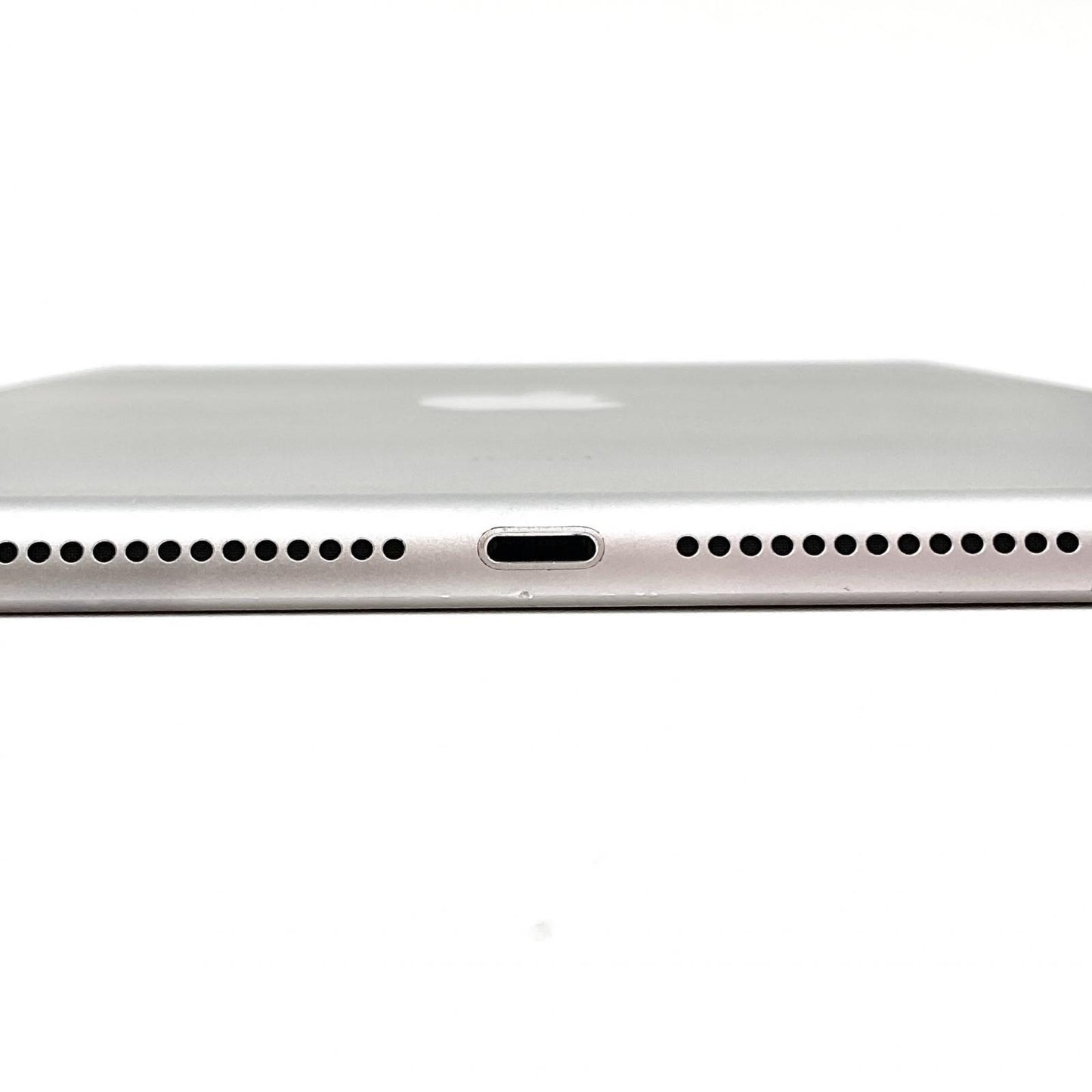 【全額返金保証】【最速発送】Apple iPad iPad 9.7インチ 第6世代 32GB スペースグレイ Wi-Fi 動作確認済