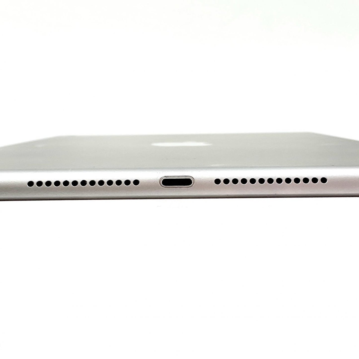 【全額返金保証】【最速発送】Apple iPad iPad 9.7インチ 第6世代 32GB スペースグレイ Wi-Fi 動作確認済
