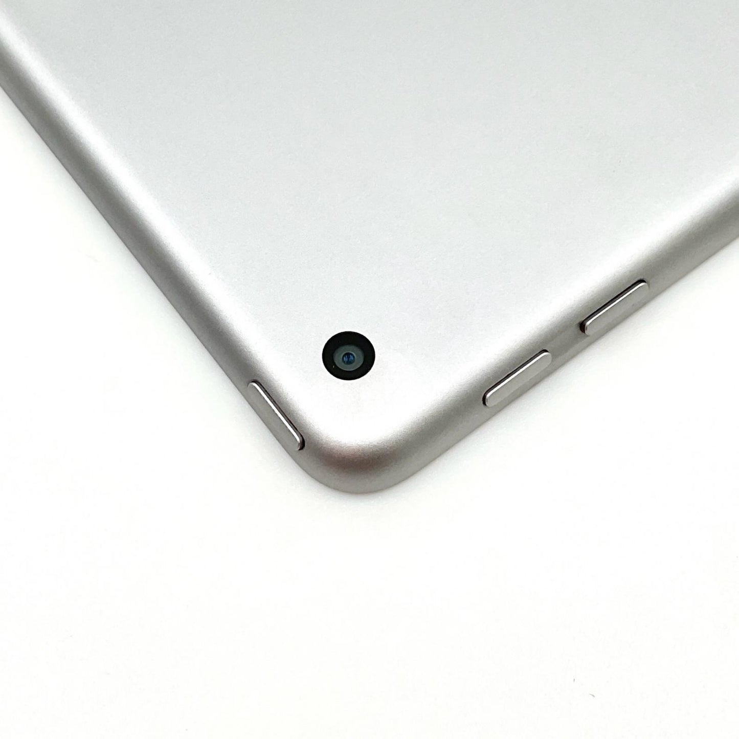 【全額返金保証】【最速発送】Apple iPad iPad 9.7インチ 第6世代 32GB スペースグレイ Wi-Fi 動作確認済