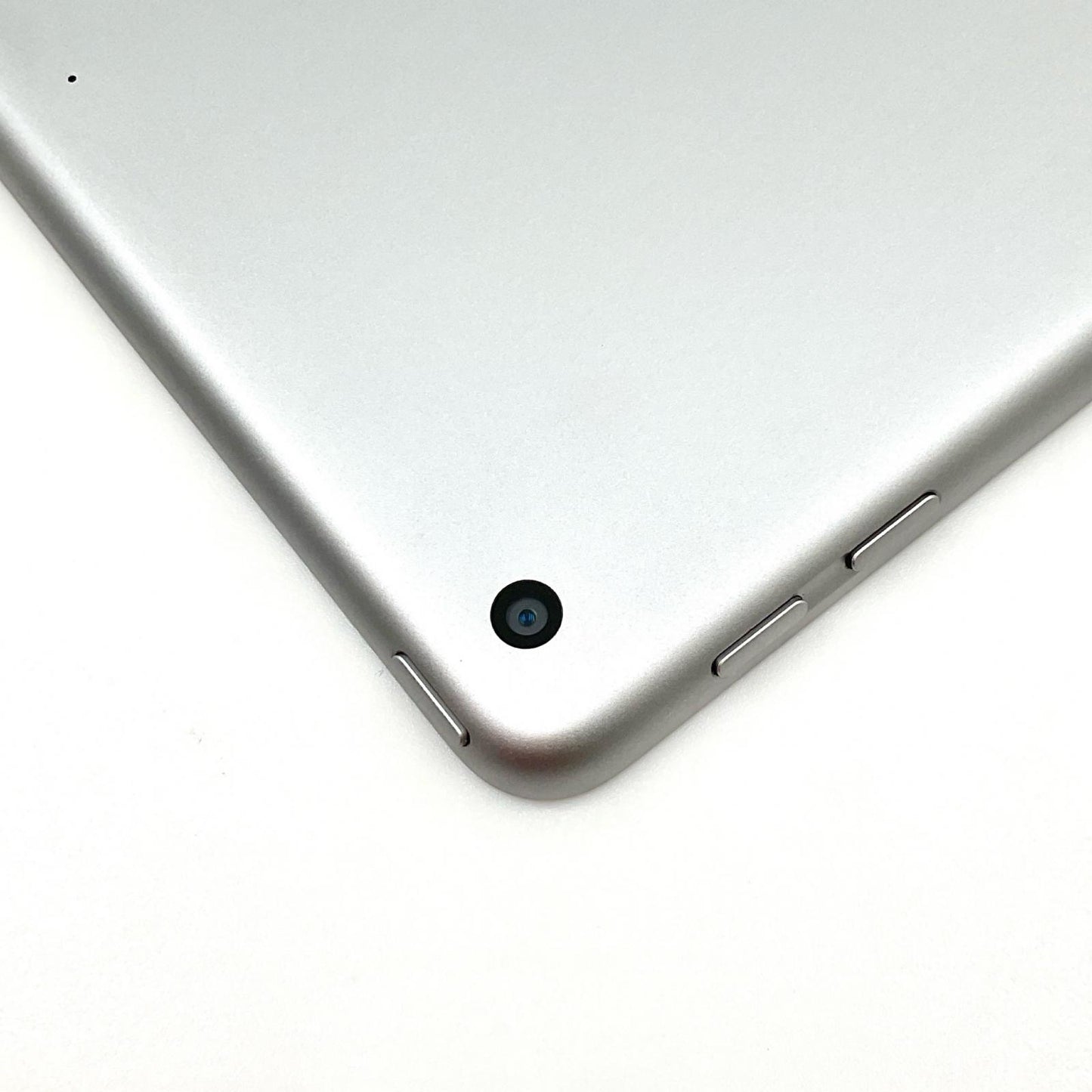 【全額返金保証】【最速発送】Apple iPad iPad 9.7インチ 第6世代 32GB スペースグレイ Wi-Fi 動作確認済