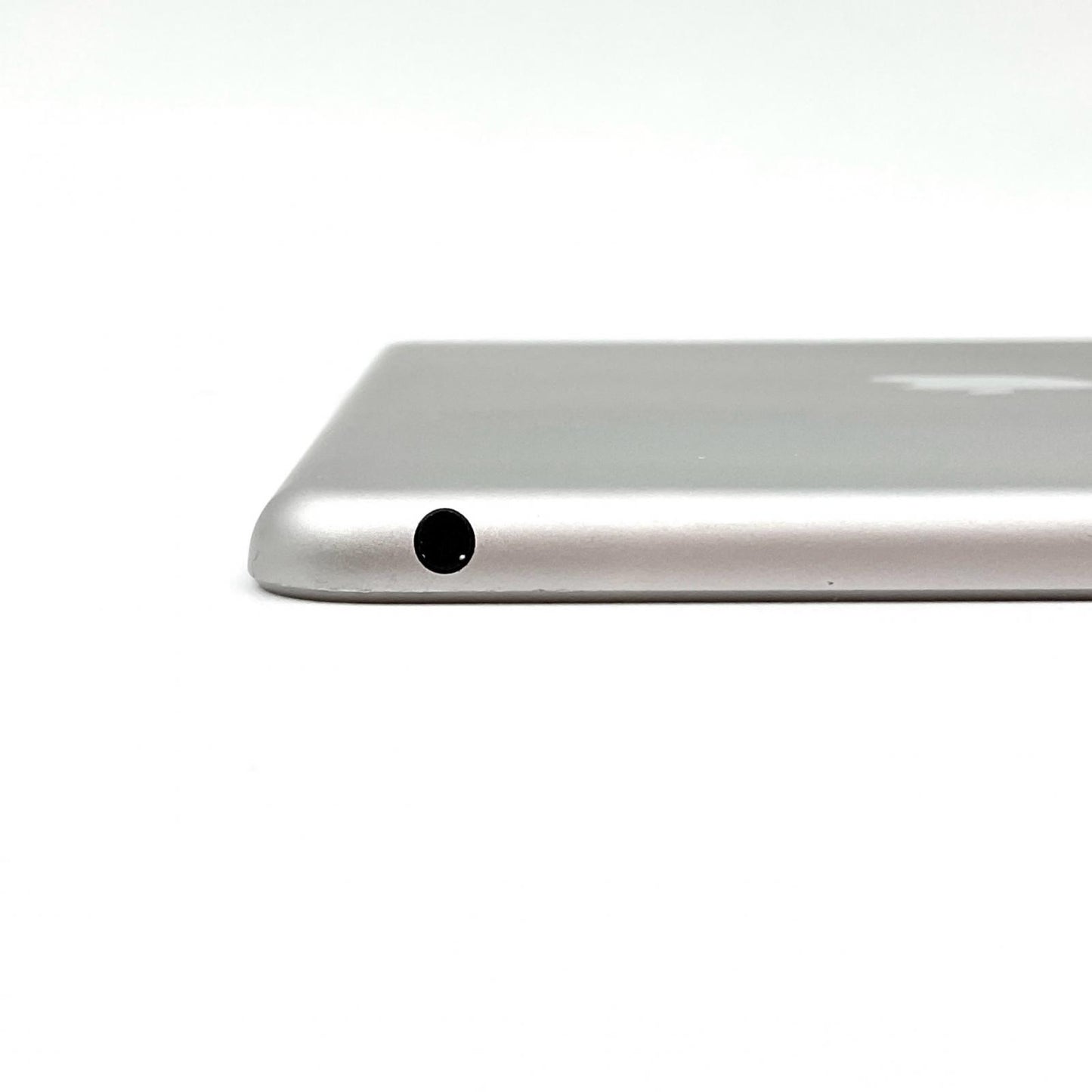 【全額返金保証】【最速発送】Apple iPad iPad 9.7インチ 第6世代 32GB スペースグレイ Wi-Fi 動作確認済