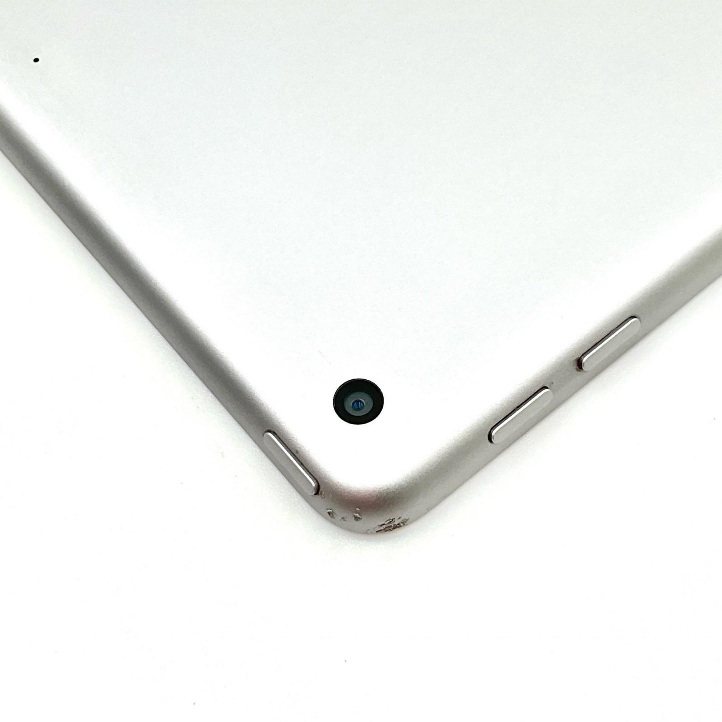 【全額返金保証】【最速発送】Apple iPad iPad 9.7インチ 第6世代 32GB スペースグレイ Wi-Fi 動作確認済
