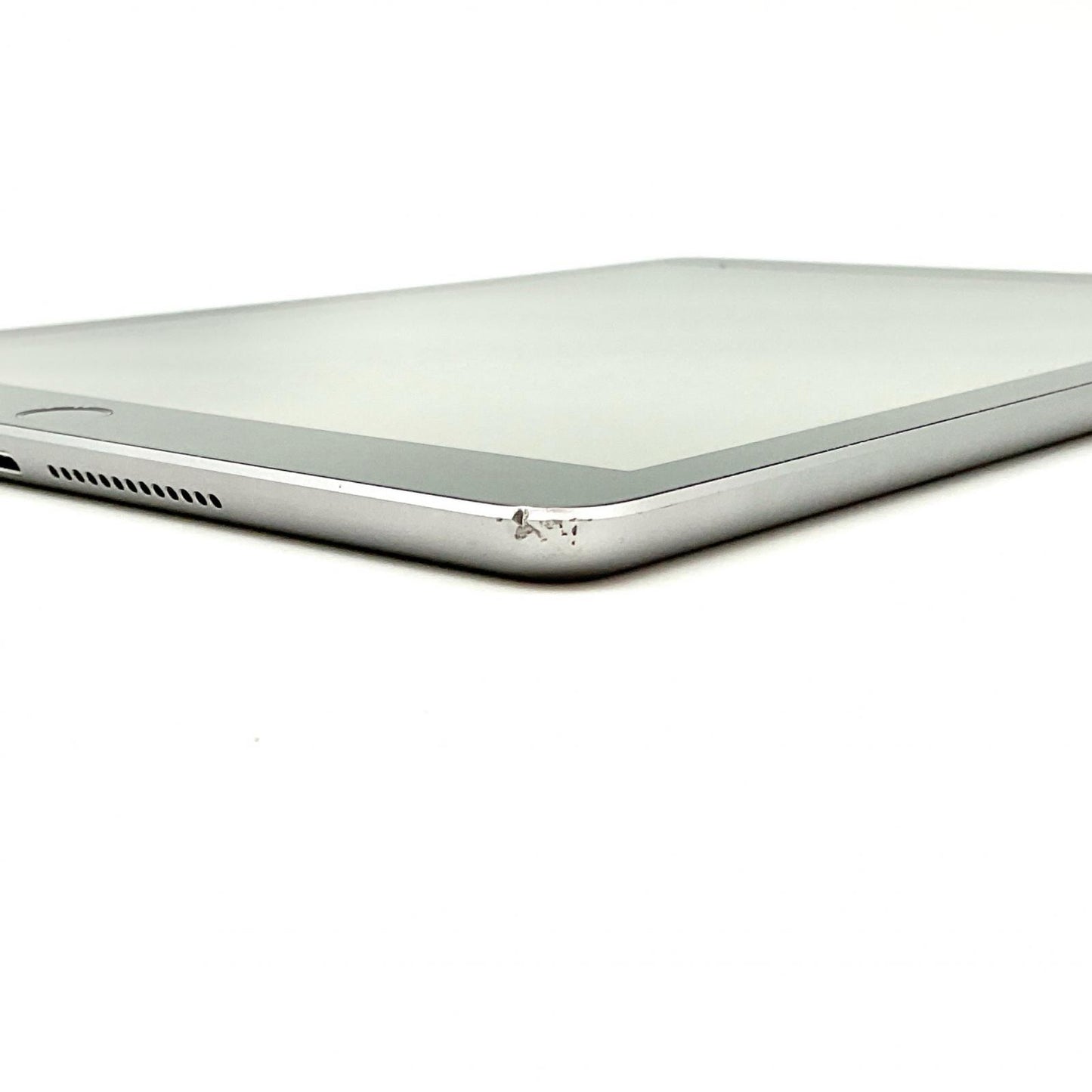 【全額返金保証】【最速発送】Apple iPad iPad 9.7インチ 第6世代 32GB スペースグレイ Wi-Fi 動作確認済