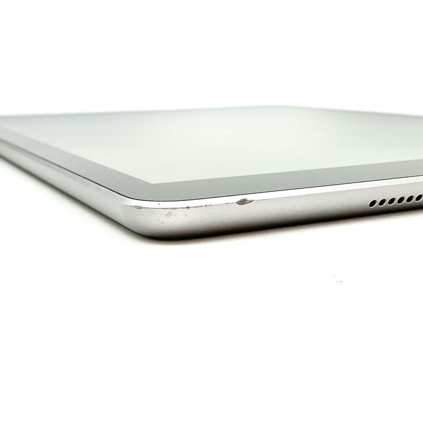 【全額返金保証】【最速発送】Apple iPad iPad 9.7インチ 第6世代 32GB スペースグレイ Wi-Fi 動作確認済