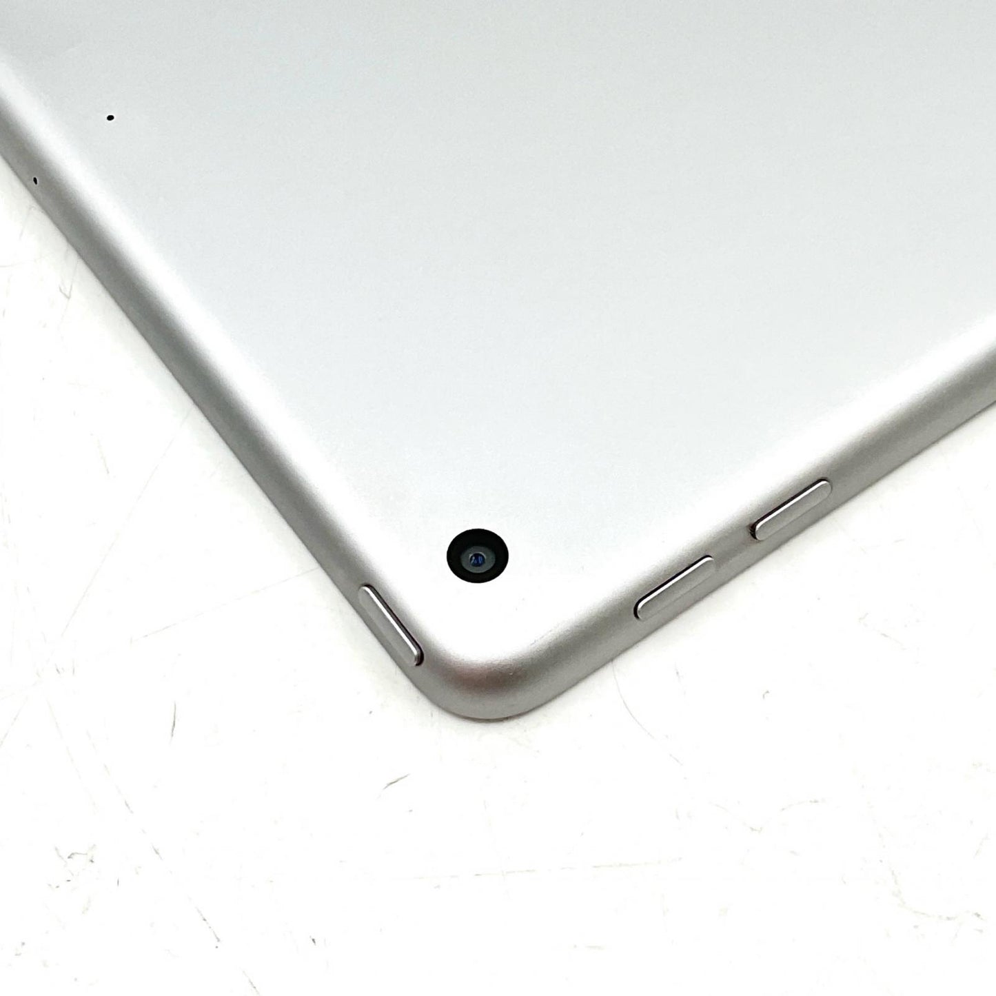 【全額返金保証】【最速発送】Apple iPad iPad 9.7インチ 第6世代 32GB スペースグレイ Wi-Fi 動作確認済