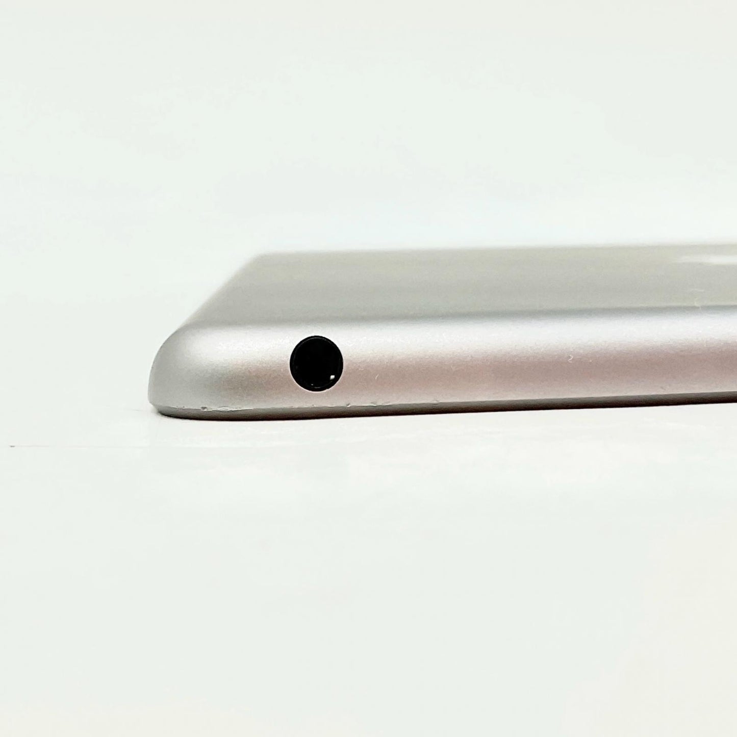 【全額返金保証】【最速発送】Apple iPad iPad 9.7インチ 第6世代 32GB スペースグレイ Wi-Fi 動作確認済