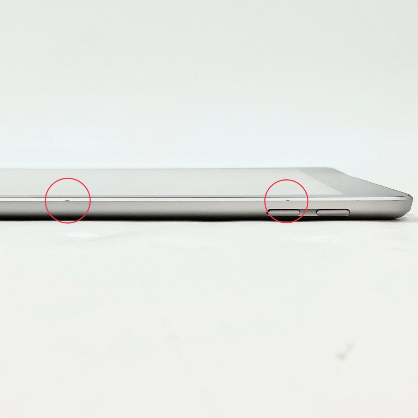 【全額返金保証】【最速発送】Apple iPad iPad 9.7インチ 第6世代 32GB スペースグレイ Wi-Fi 動作確認済