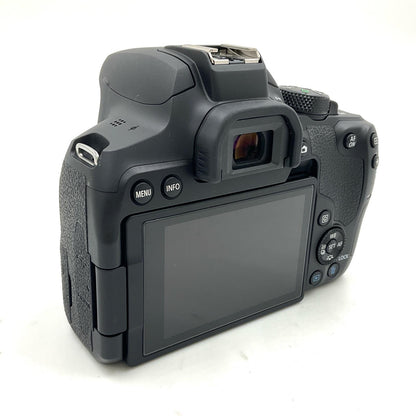 【全額返金保証】【最速発送】Canon デジタル一眼 EOS Kiss X10i ボディ ブラック 動作確認済