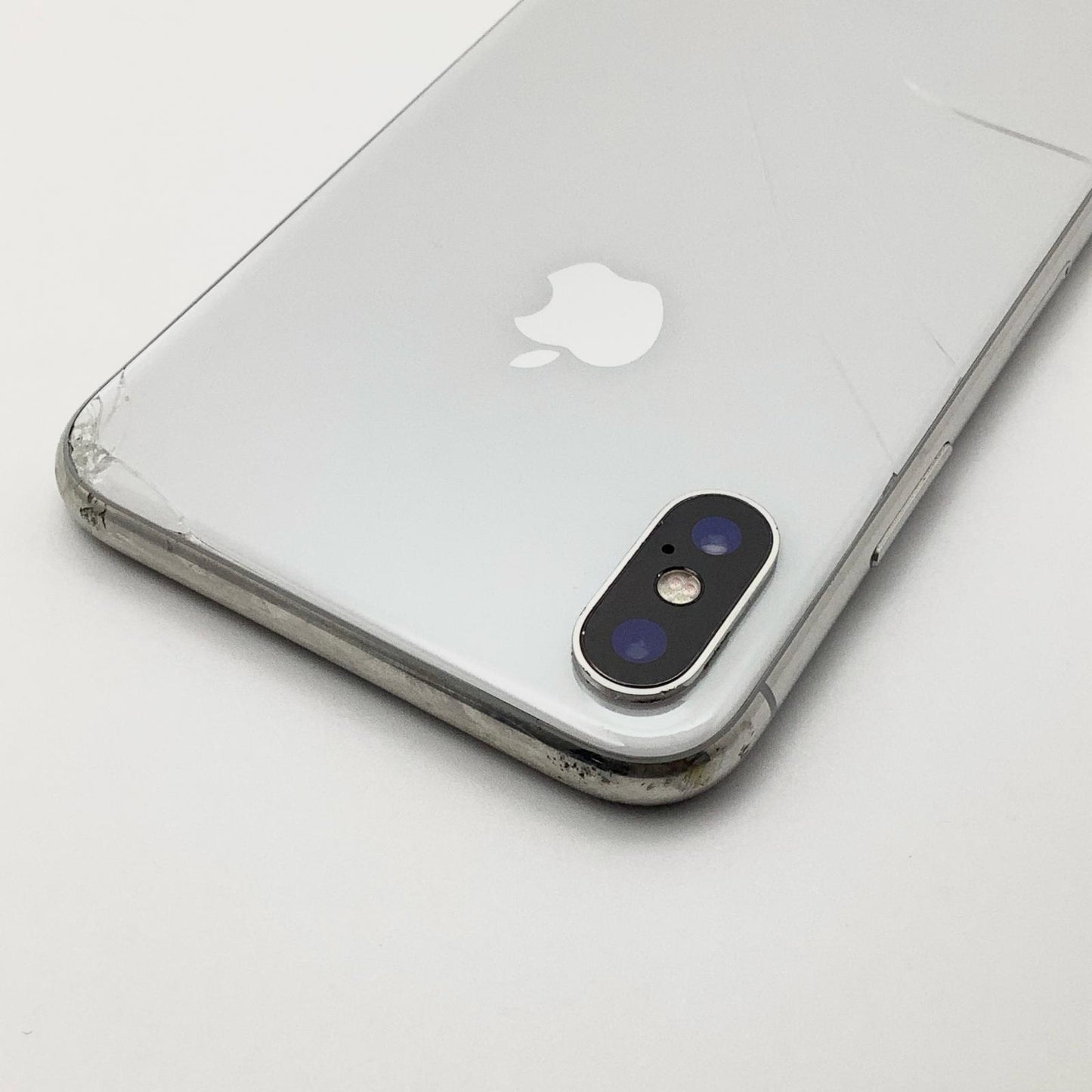 【最速発送】Apple iPhone iPhone X 64GB シルバー SIMフリー【難有】 83%