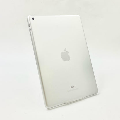 【全額返金保証】【最速発送】Apple iPad iPad 9.7インチ 第5世代 32GB シルバー Wi-Fi 動作確認済