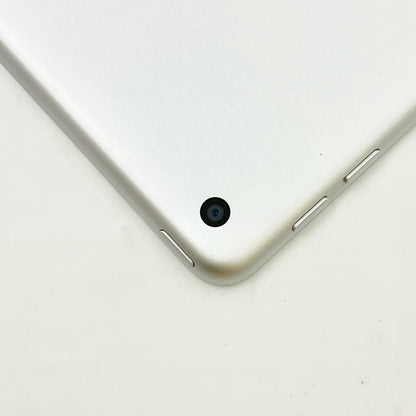 【全額返金保証】【最速発送】Apple iPad iPad 9.7インチ 第5世代 32GB シルバー Wi-Fi 動作確認済