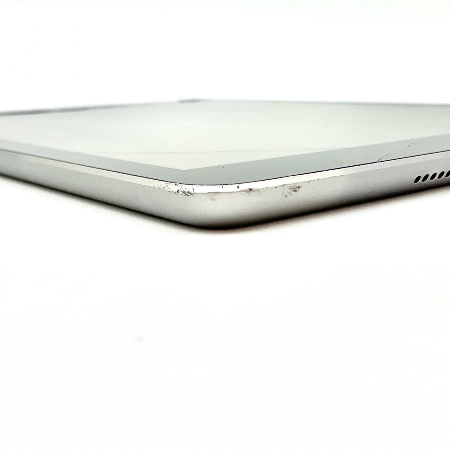 【最速発送】Apple iPad iPad 9.7インチ 第6世代 32GB スペースグレイ Wi-Fi【難有】