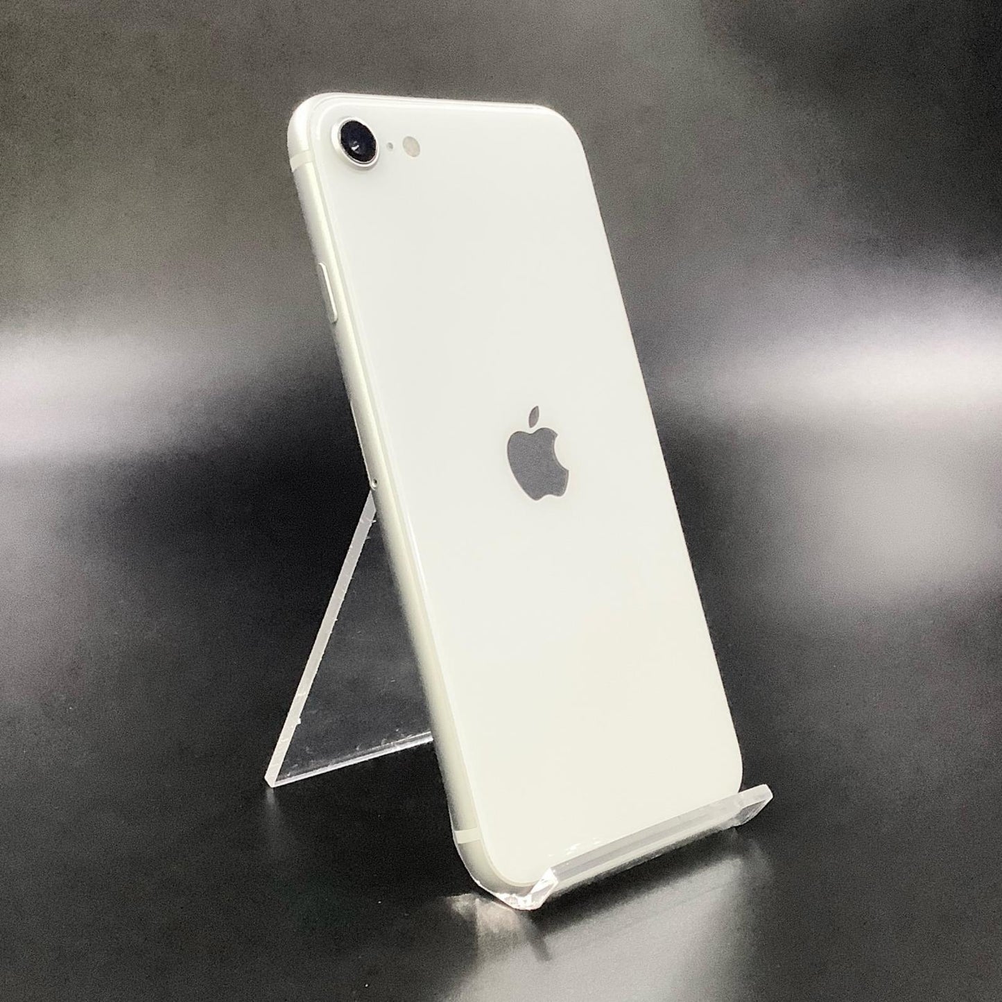 【全額返金保証】【最速発送】Apple iPhone iPhone SE（第2世代） 64GB ホワイト Softbank 動作確認済 82%