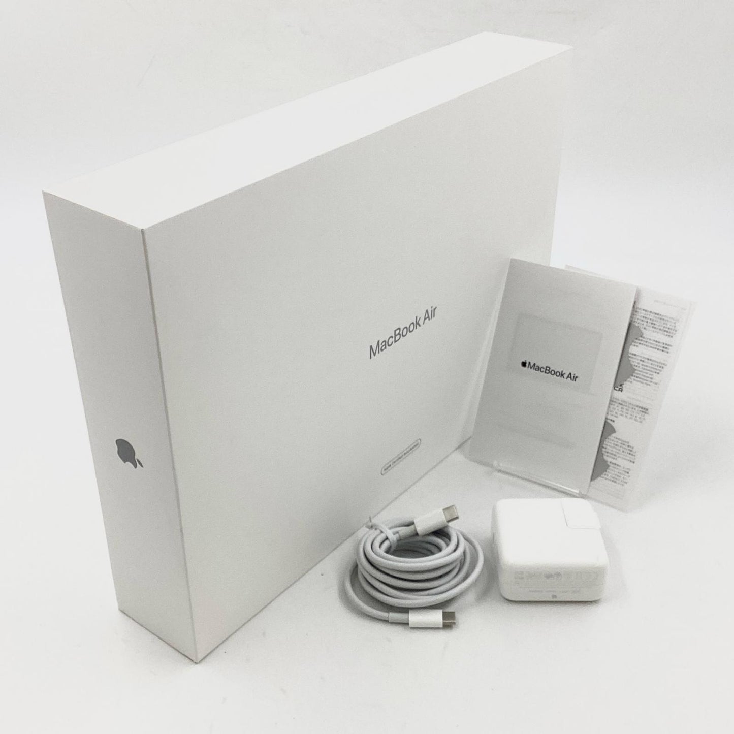 【全額返金保証】【最速発送】Apple MacBook Air 13.3インチ 2020 Apple M1 8GB SSD 512GB シルバー 95% 美品 動作確認済