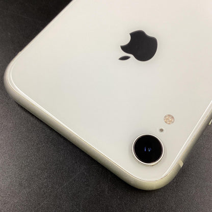 【全額返金保証】【最速発送】Apple iPhone iPhone XR 128GB ホワイト docomo 白ロム 動作確認済 88%