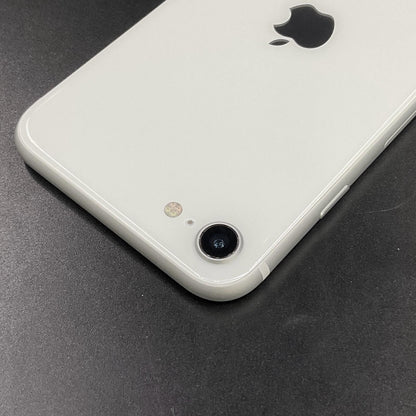 【全額返金保証】【最速発送】Apple iPhone iPhone SE（第2世代） 64GB ホワイト au 白ロム 動作確認済 74%
