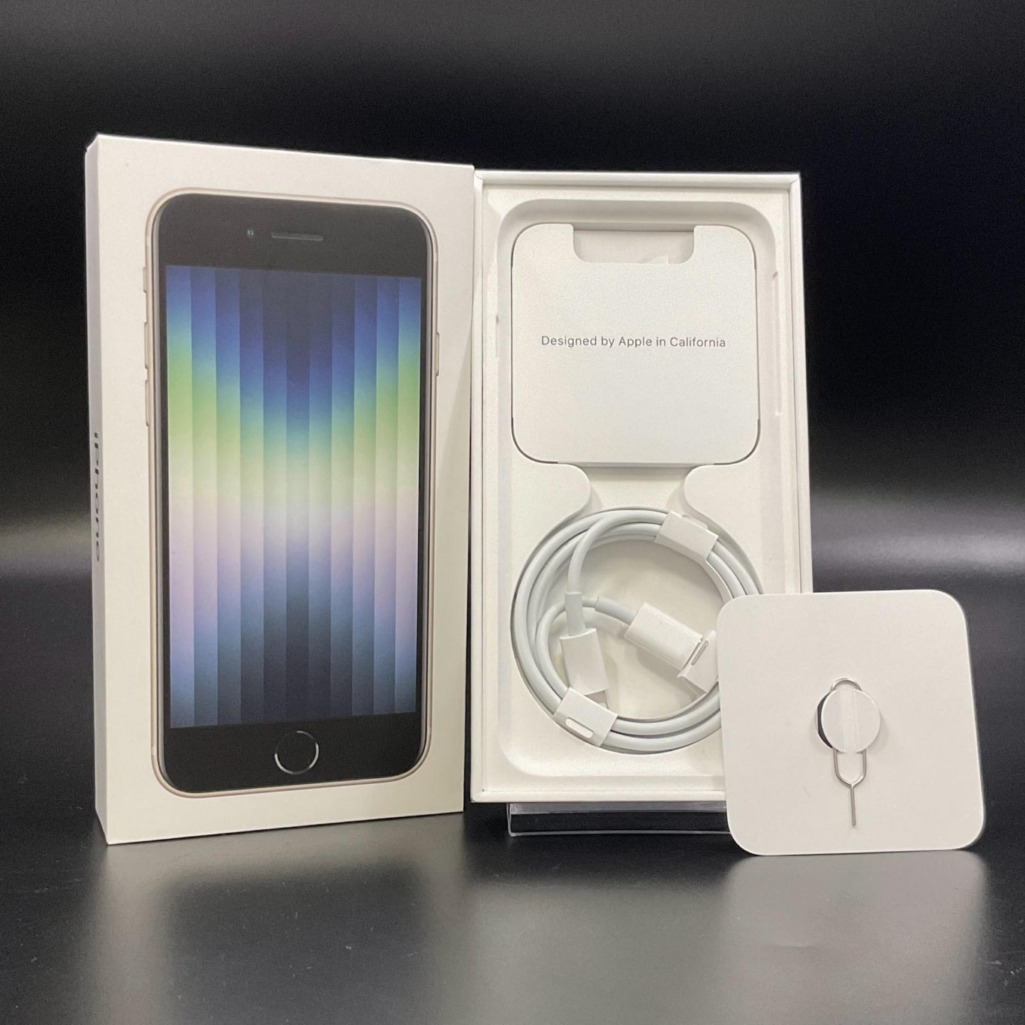 【全額返金保証】【最速発送】Apple iPhone iPhone SE（第2世代） 64GB ホワイト au 白ロム 動作確認済 74%