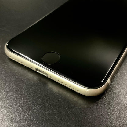 【全額返金保証】【最速発送】Apple iPhone iPhone SE（第3世代） 64GB スターライト 楽天モバイル 白ロム 動作確認済 82%