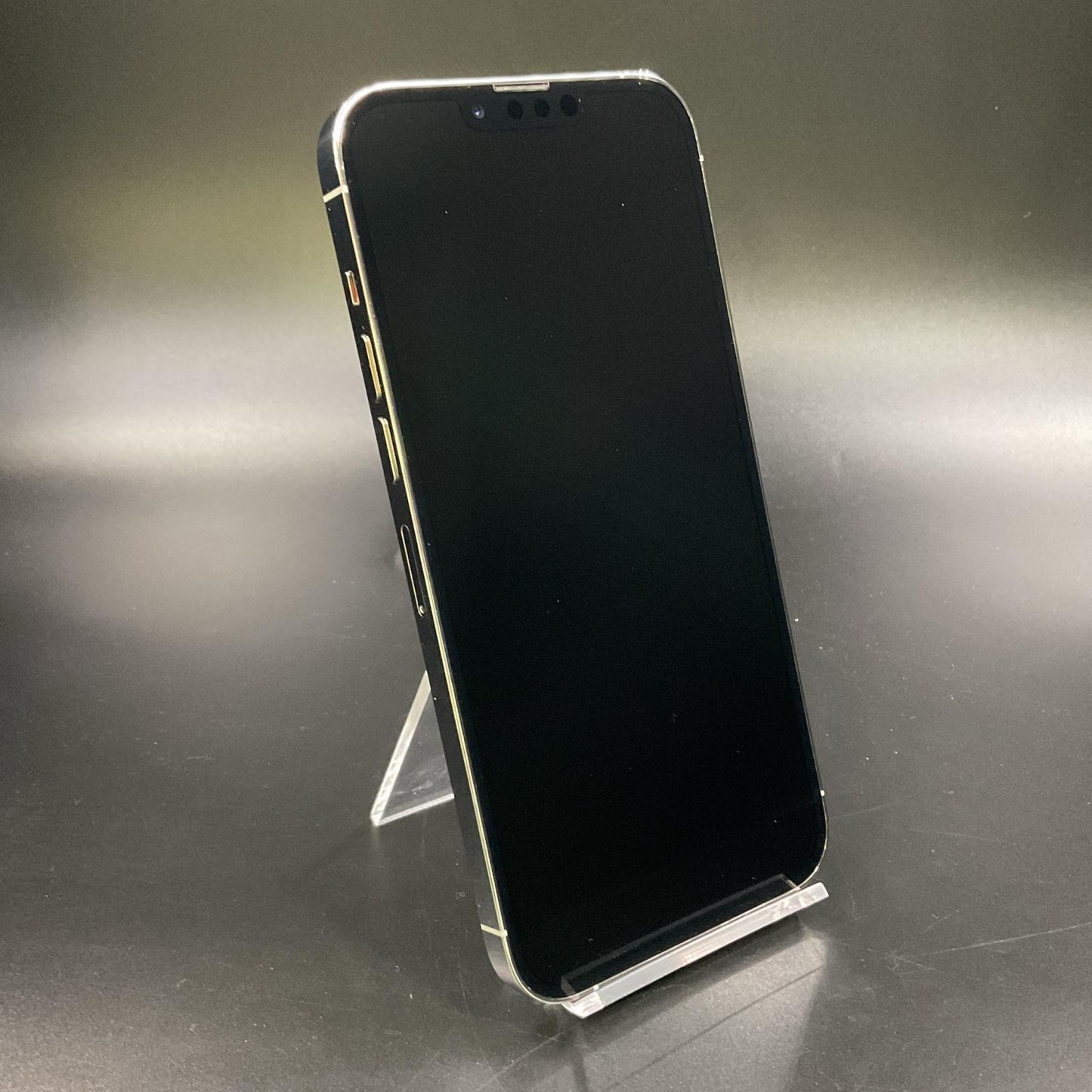【全額返金保証】【最速発送】Apple iPhone iPhone 13 Pro Max 256GB シルバー au 動作確認済 83%