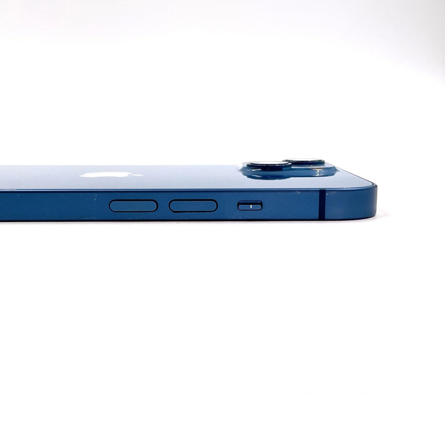 【全額返金保証】【最速発送】Apple iPhone iPhone 13 128GB ブルー docomo 白ロム 動作確認済 82%