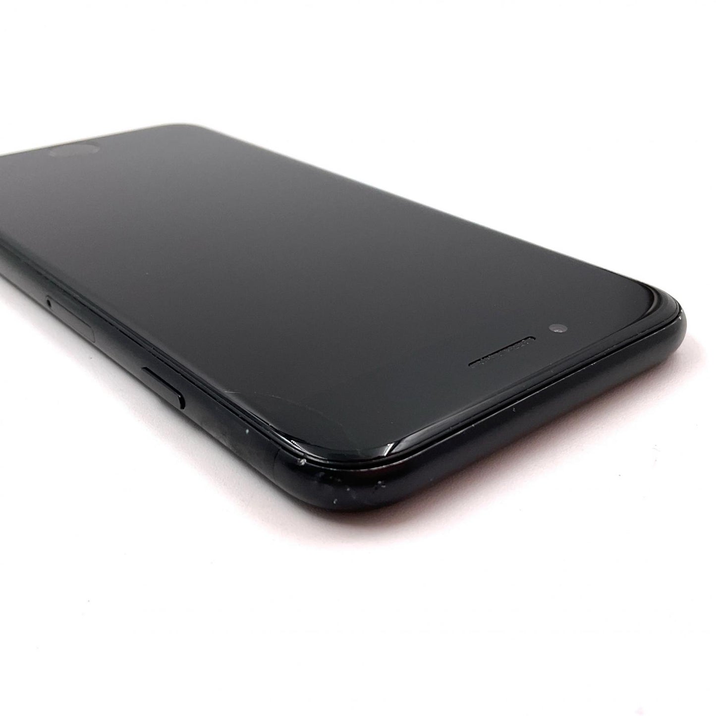【全額返金保証】【最速発送】Apple iPhone iPhone SE（第2世代） 64GB ブラック SIMフリー 動作確認済 77%