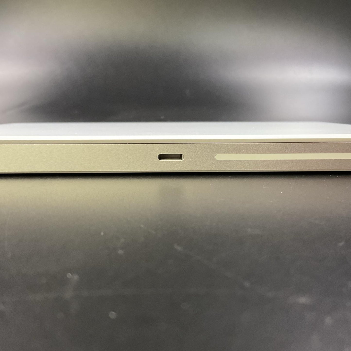 【全額返金保証】【最速発送】Apple Magic Trackpad MJ2R2J/A 動作確認済