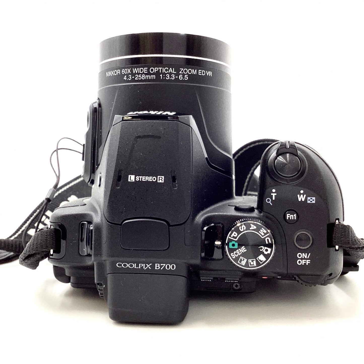 【全額返金保証】【最速発送】Nikon コンパクトデジタルカメラ COOLPIX B700 動作確認済